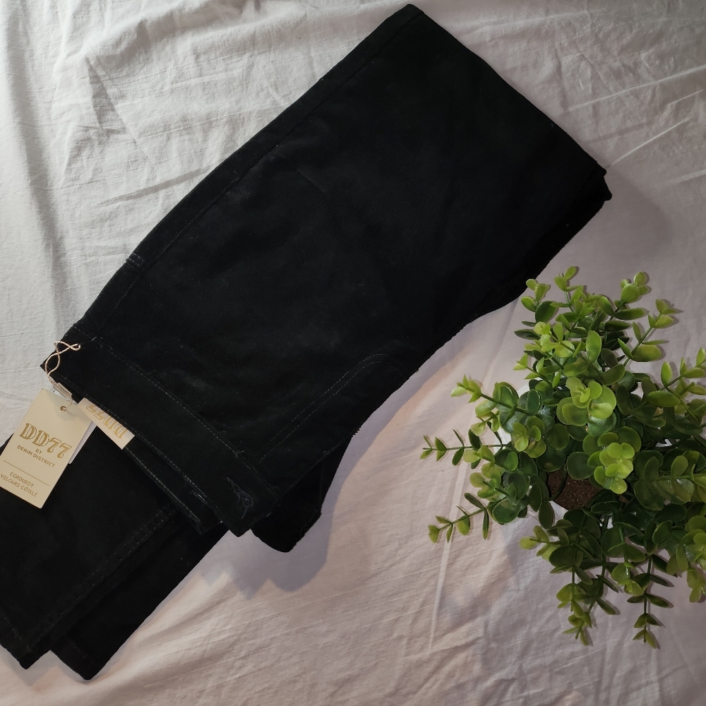 Brand new D77 Corduroy Pants
